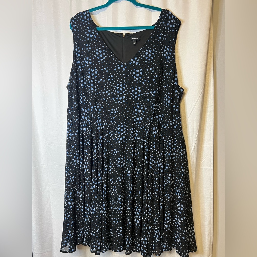 Torrid Deep Navy Dress with Blue Heart Design size 26
